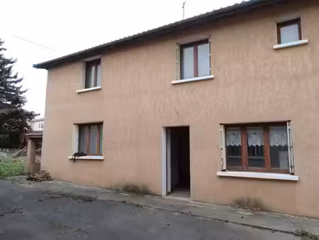 terrain + maison + entrepôt