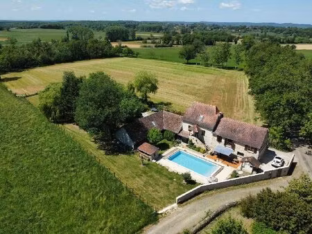 maison avec gîte et piscine