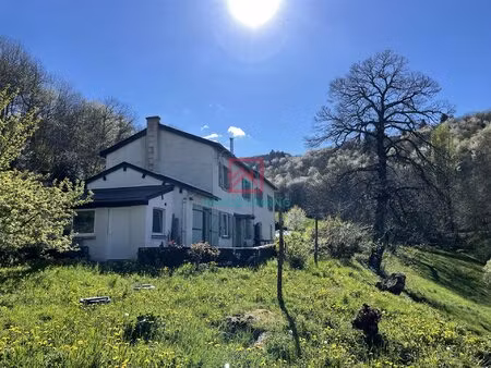 propriété rénovée avec 2 hectares attenants en sud-aveyron