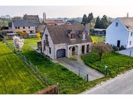 a rénover villa av. jardin  gar. - cadre paisible  bucolique