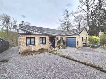 jolie villa de plain-pied avec jardin  terrasse et garage