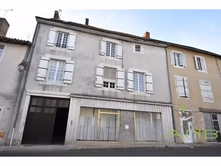 maison mitoyenne 2 côtés charroux 86250