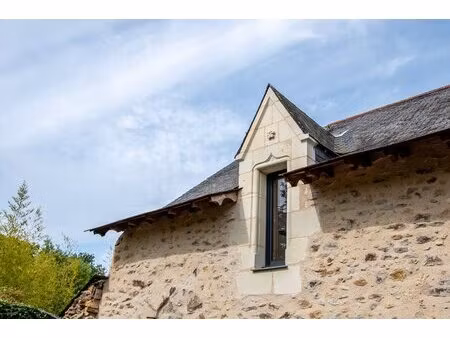 longère rénovée de caractère avec jardin arboré