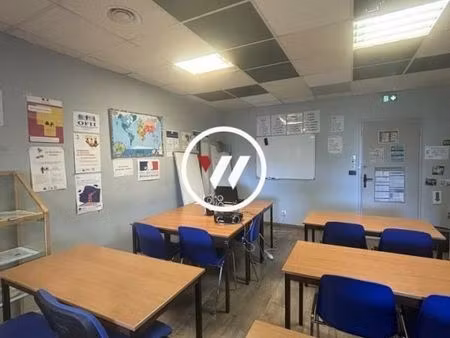 bureaux 65 m²