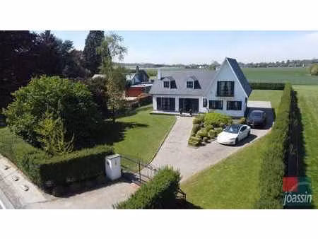 maison 4 façades - 4 ch - garage - jardin!