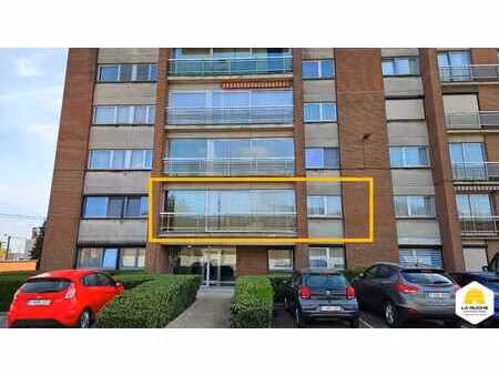lumineux appartement de 71m²  1 chambre cave et garage