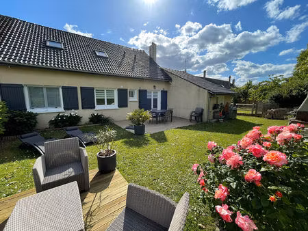 a vendre - maison 102 m² centre-ville de chaumont en vexin - 3 chambres - 400 m² de terrai