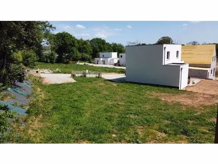 terrain constructible viabilisé à vendre