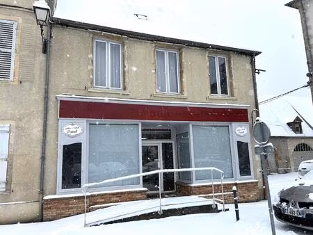maison local commercial avec appartement 4 pieces habitation ou rapport