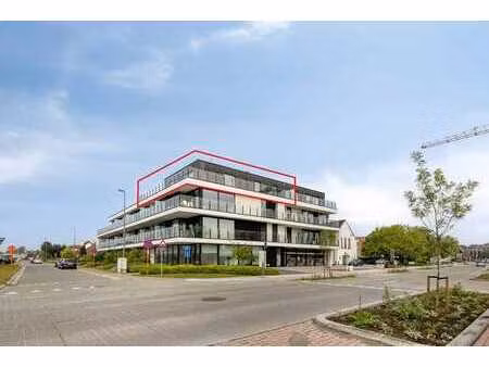 penthouse exclusif de 2 chambres dans un emplacement privilé