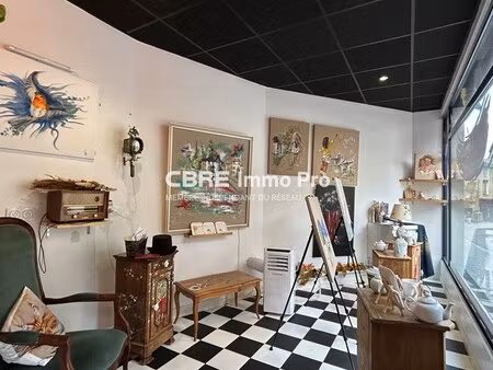 location local commercial 17m²