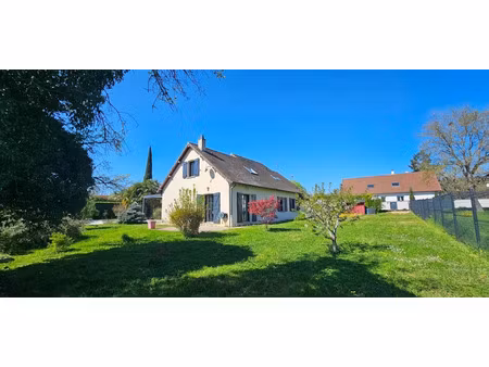 vente maison 10 pièces 238 m² à givry (71640)  550 000 €