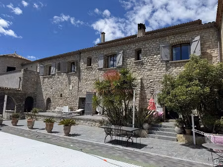 vente propriété 18 pièces 740 m² à saint-paul-et-valmalle (34570)  3 350 000 €