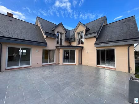 vente maison 7 pièces 225.43 m² à le mesnil-esnard (76240)  725 000 €