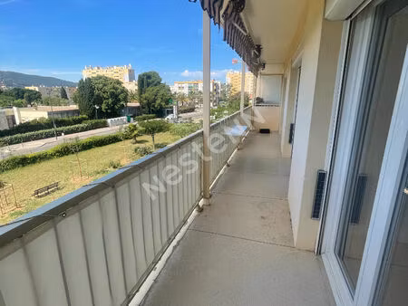 rare à la location ? bel appartement t4 lumineux à hyères (les acacias)