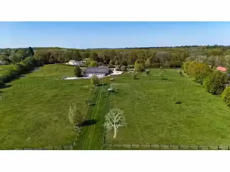 vente propriété 4 pièces 133.5 m² à roncherolles-en-bray (76440)  683 550 €