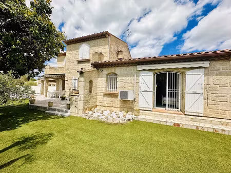 vente villa 5 pièces 190 m² à lattes (34970)  1 085 000 €