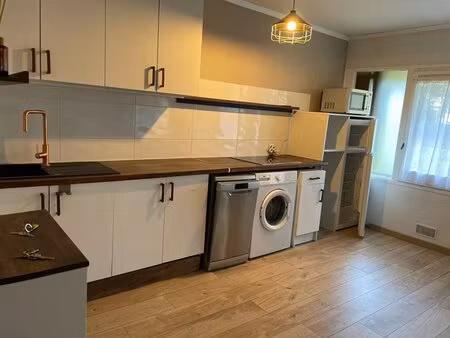 94260 frenes -appartement 2 pièces 41.06 m2- 1 chambre - parking - 2caves