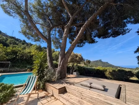 vente maison 7 pièces 210 m² à cassis (13260)  1 750 000 €