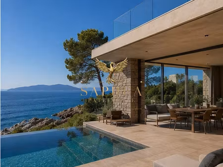 vente maison 8 pièces 300 m² à sanary-sur-mer (83110)  8 300 000 €