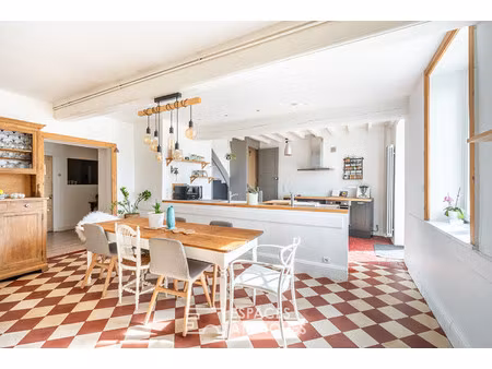 maison de luxe à vendre à reyrieux