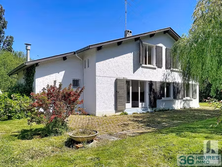 maison de luxe à vendre dans le quartier aiguillon-port