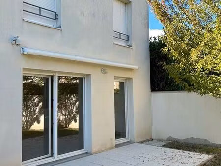 maison 97 m2 centre charnay avec jardin