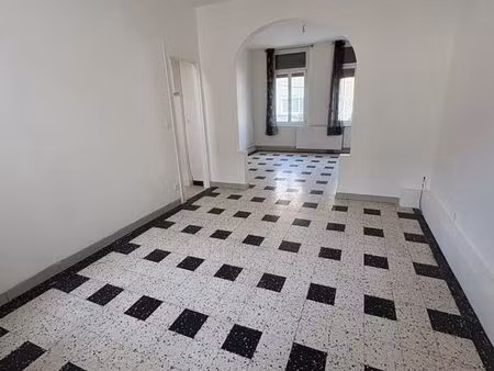 maison de ville à louer 75m2