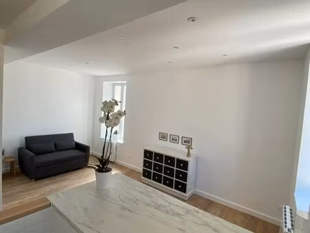 studio meublé 28m2 refait à neuf