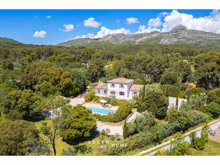maison de luxe à vendre dans le quartier beaudinard-eoures
