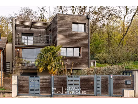 maison de luxe à vendre dans le quartier ormeaux