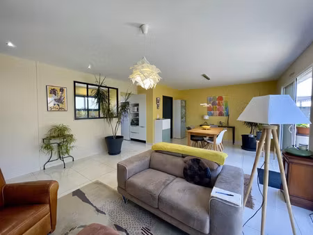 vente maison 4 pièces 97 m² sainte-gemme (17250)