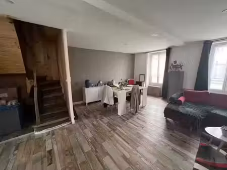 vente maison 5 pièces 93 m² loulay (17330)