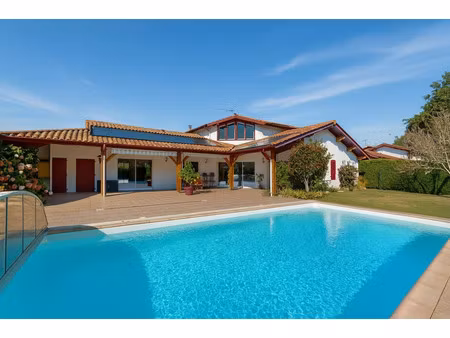 maison d'architecte à vendre à ustaritz