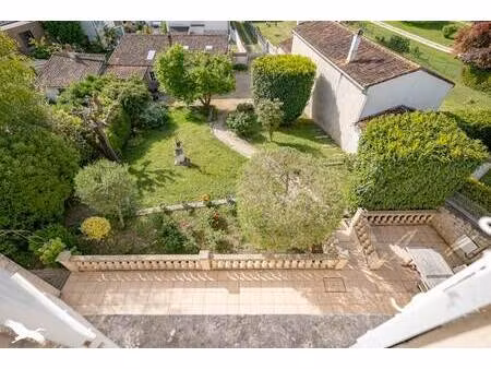 vente maison 6 pièces 200 m² saintes (17100)