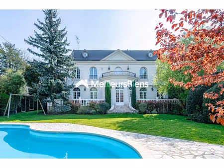 propriété à vendre dans le quartier coteaux