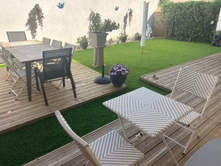 vente appartement 3 pièces 65 m² à six-fours-les-plages (83140)  420 945 €