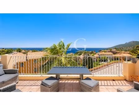 exclusivité : appartement-villa avec vue mer panoramique à théoule-sur-mer
