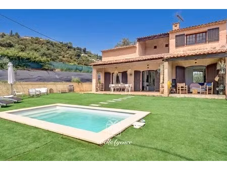 coup de coeur ! maison rénovée plein sud avec piscine