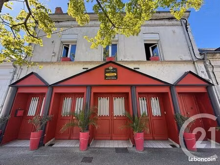 maison 2 pièces 645 m²
