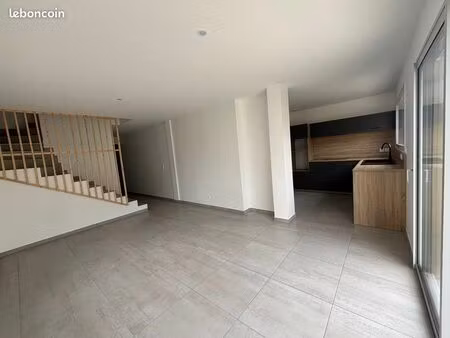 maison t4/90m2