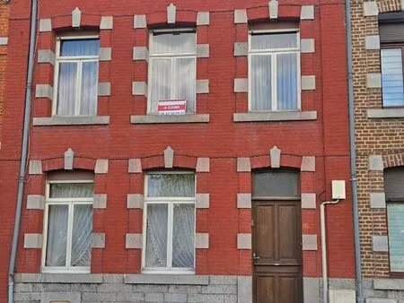 ? maison de ville familiale f6 - 126 m² - vireux-molhain