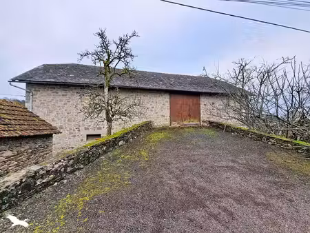 grange de 1 pièces principales