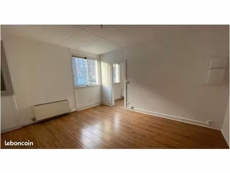 location t2