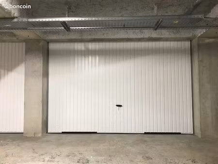 garage à louer