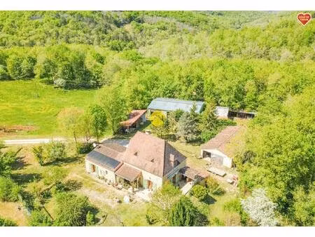 vente maison 9 pièces 215 m² meyrals (24220)