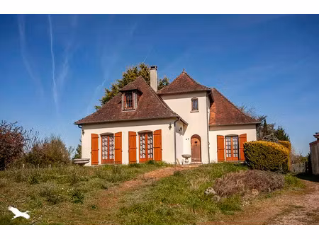 vente maison 7 pièces 160 m² piégut-pluviers (24360)