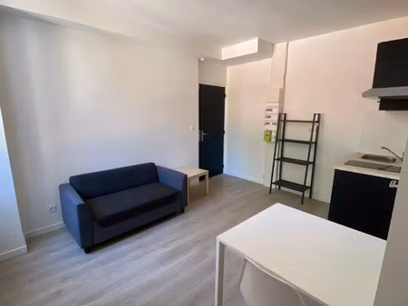 location appartement 1 pièce 26 m² à dijon (21000)