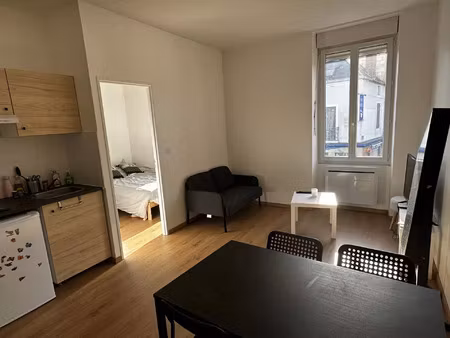 location appartement 2 pièces 26 m² à longvic (21600)