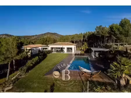 villa auriol - 6 chambres - 15000m²